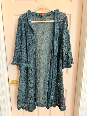 Vintage blue lace skully kimono
